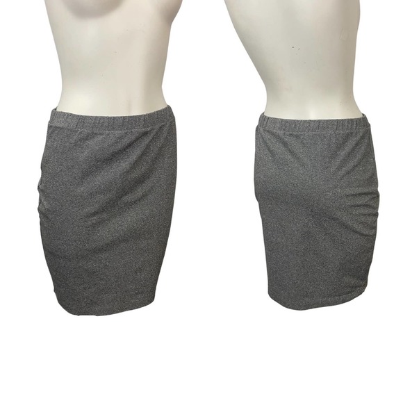 1990s Silver Metallic Lam’e Mini Skirt Made in USA Space Age / Women’s Small - Picture 3 of 4